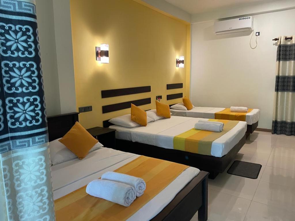 Amron Resort Sigiriya Bilik gambar