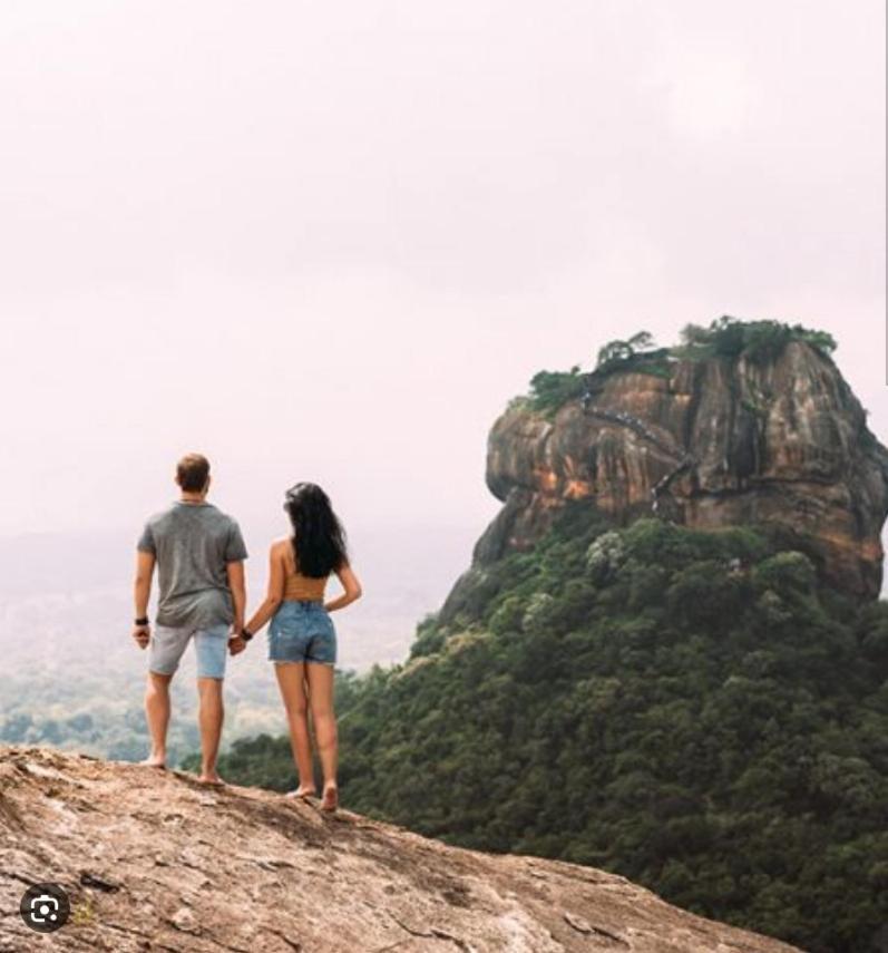 Amron Resort Sigiriya Bilik gambar