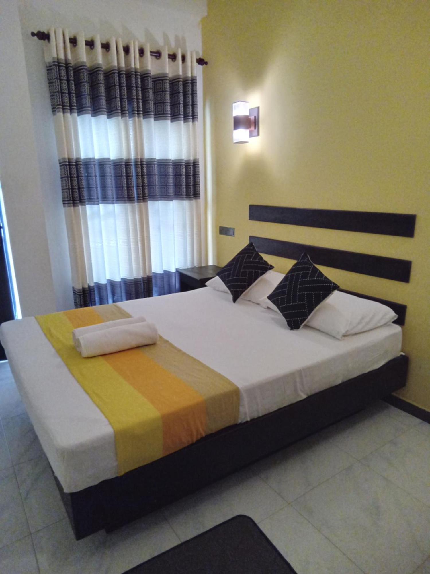 Amron Resort Sigiriya Bilik gambar