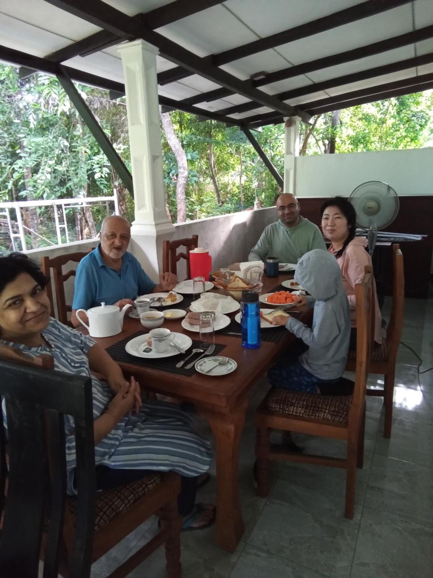 Amron Resort Sigiriya Bilik gambar