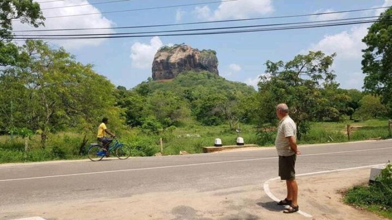 Amron Resort Sigiriya Bilik gambar