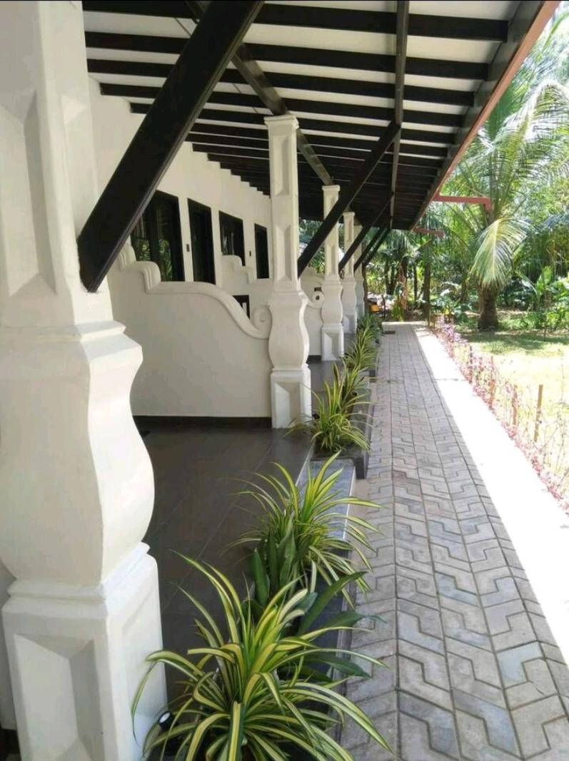 Amron Resort Sigiriya Bilik gambar